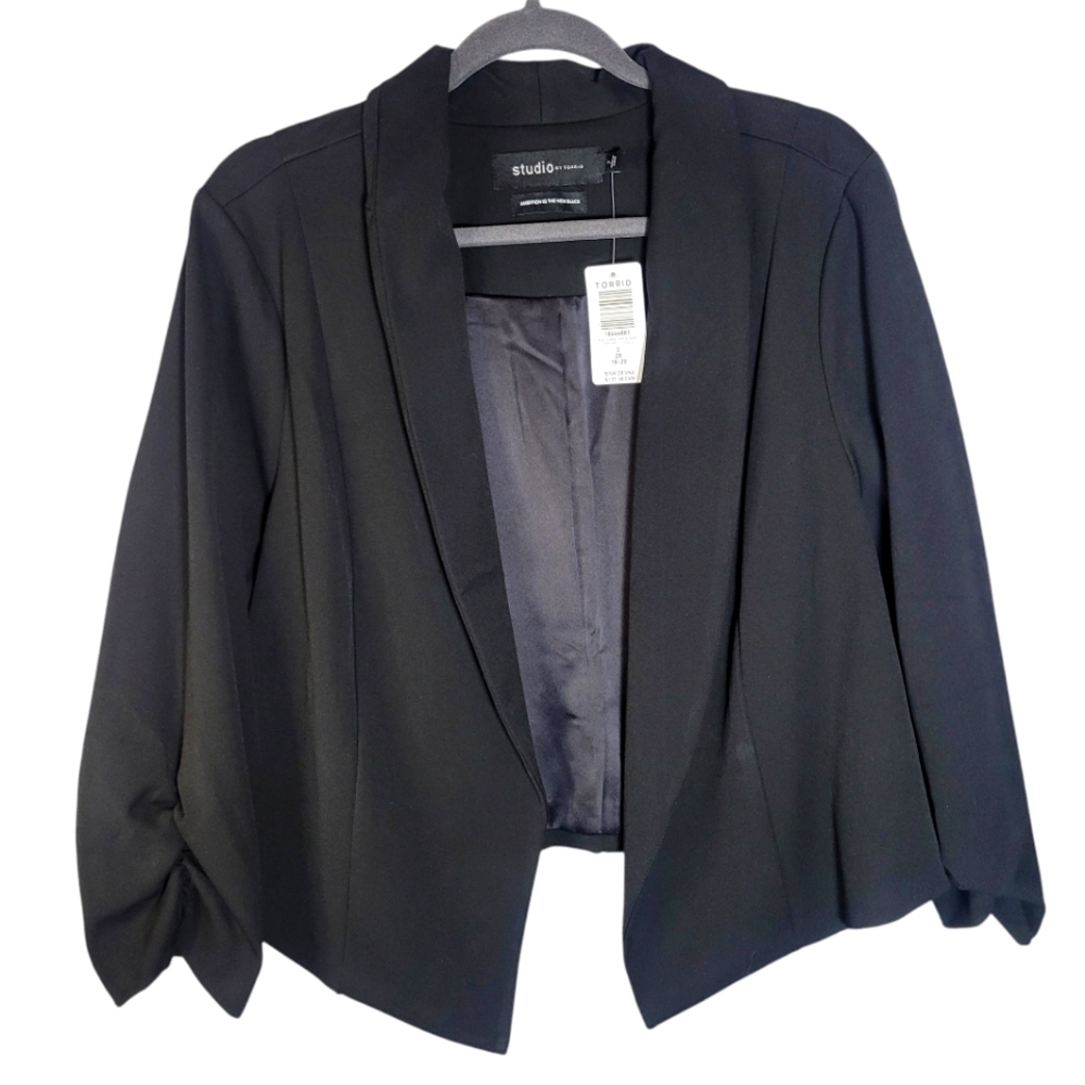 Torrid Studio by Torrid black woven core blazer Size 2X